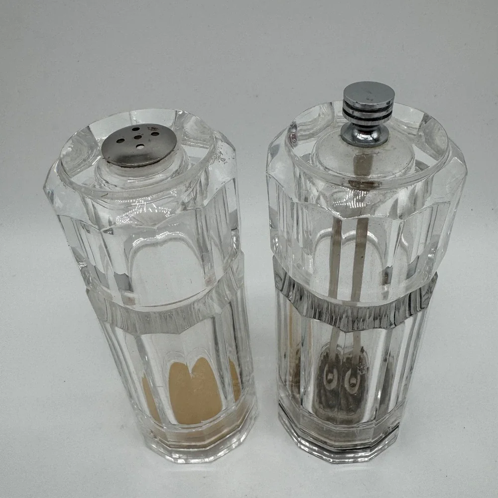 Vintage Olde Thompson Clear Acrylic Salt Shaker Pepper Mill Grinder Set 5.5